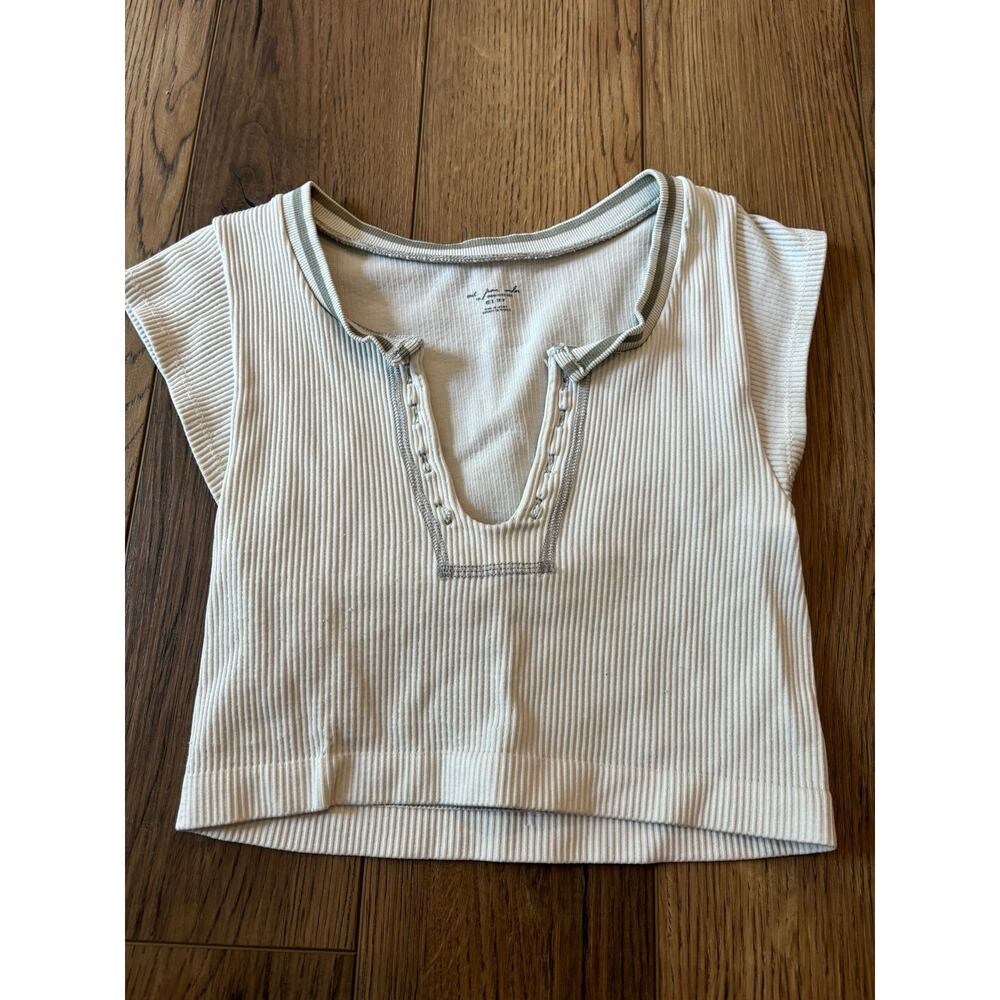 Urban Outfitters go for gold top